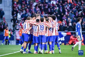 欧冠改制后巴萨曾5次零封本菲卡，为并列第二多