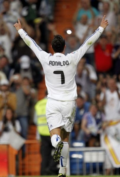 为何塞莱斯 为何塞莱斯